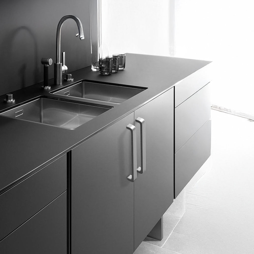 Comforsyco Smooth Curved Bar Cabinet Pulls and Drawer Handles