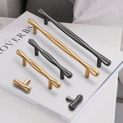 Curved Zinc Alloy Cabinet Pulls in Gold and Dark Gray