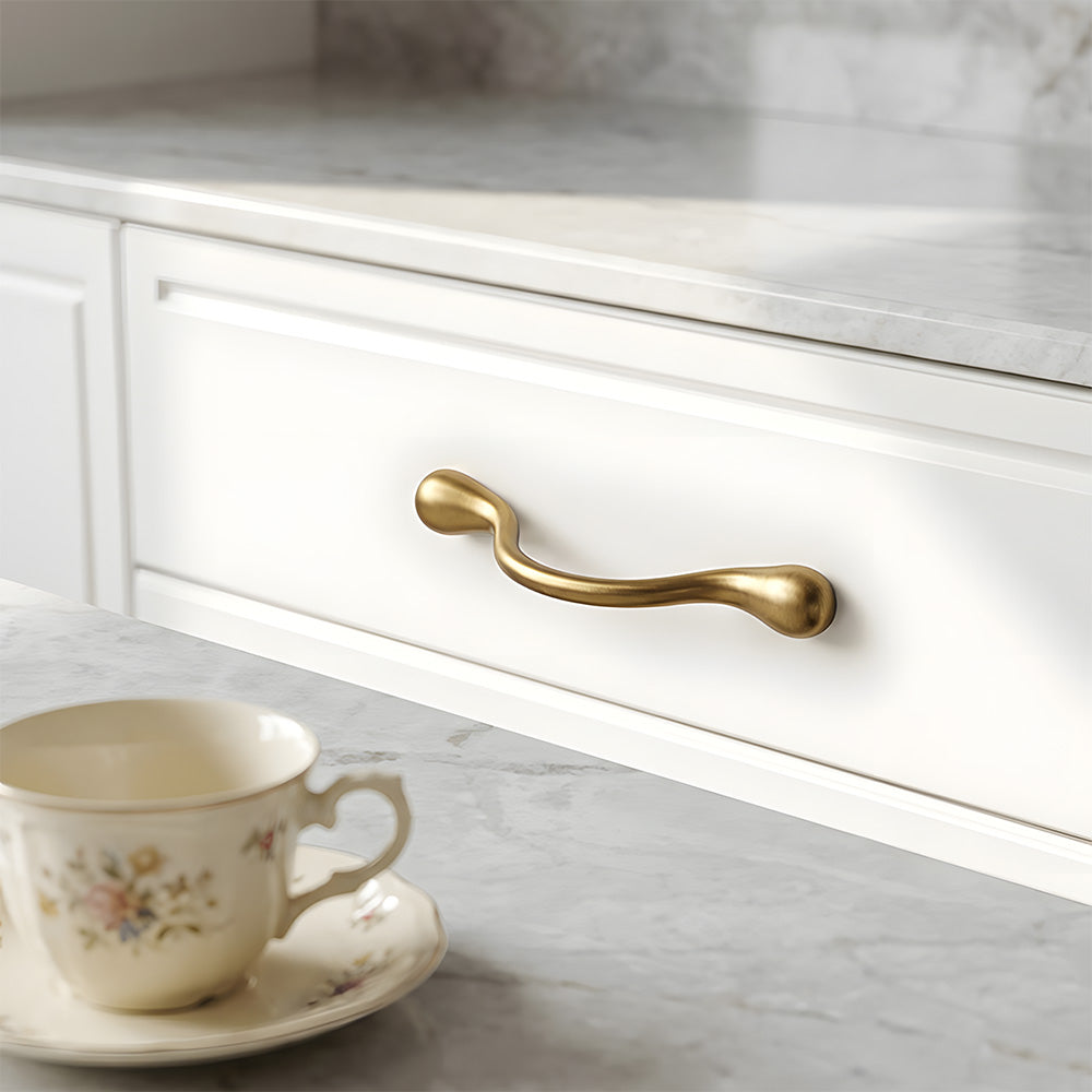 Wavy Organic Cabinet Pulls and Decorative Knobs