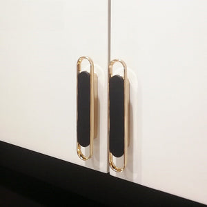 Two-Tone Cabinet Pull Handles and Matching Knobs