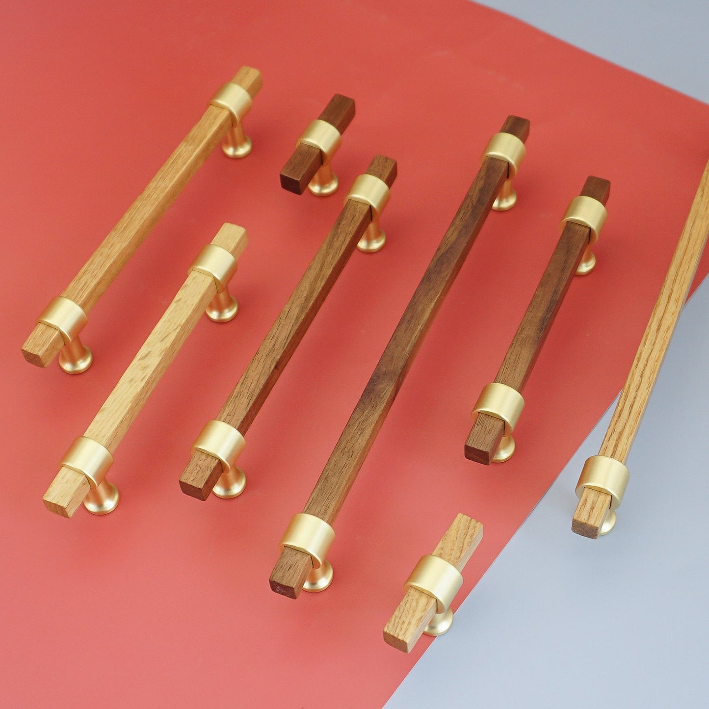 Wood Square Bar Cabinet Pulls and T-Knobs for Wardrobes