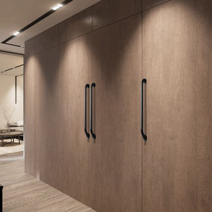 Round Bar Cabinet Pulls with Curved Tapered Feet