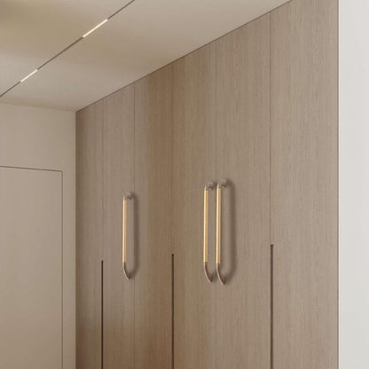 Round Bar Cabinet Pulls with Curved Tapered Feet