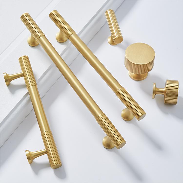 Fluted Metal Cabinet Pulls and Knobs for Kitchen Cabinets