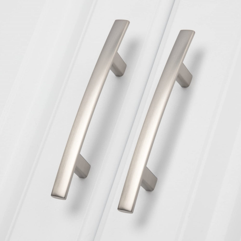 Multi-Finish Curved Cabinet Pulls for Kitchen Drawers