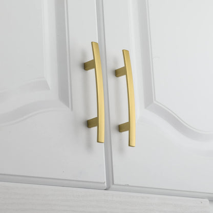 Multi-Finish Curved Cabinet Pulls for Kitchen Drawers
