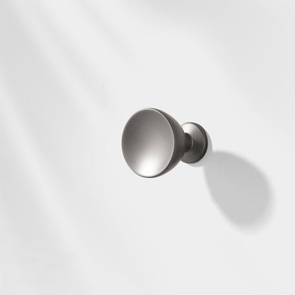 Smooth Curved Cabinet Handles and Round Knobs for Wardrobes