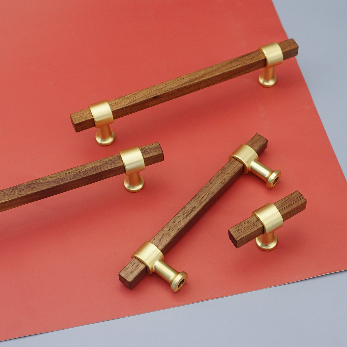 Wood Square Bar Cabinet Pulls and T-Knobs for Wardrobes