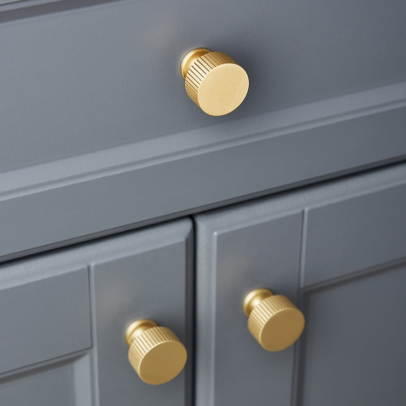 Fluted Metal Cabinet Pulls and Knobs for Kitchen Cabinets