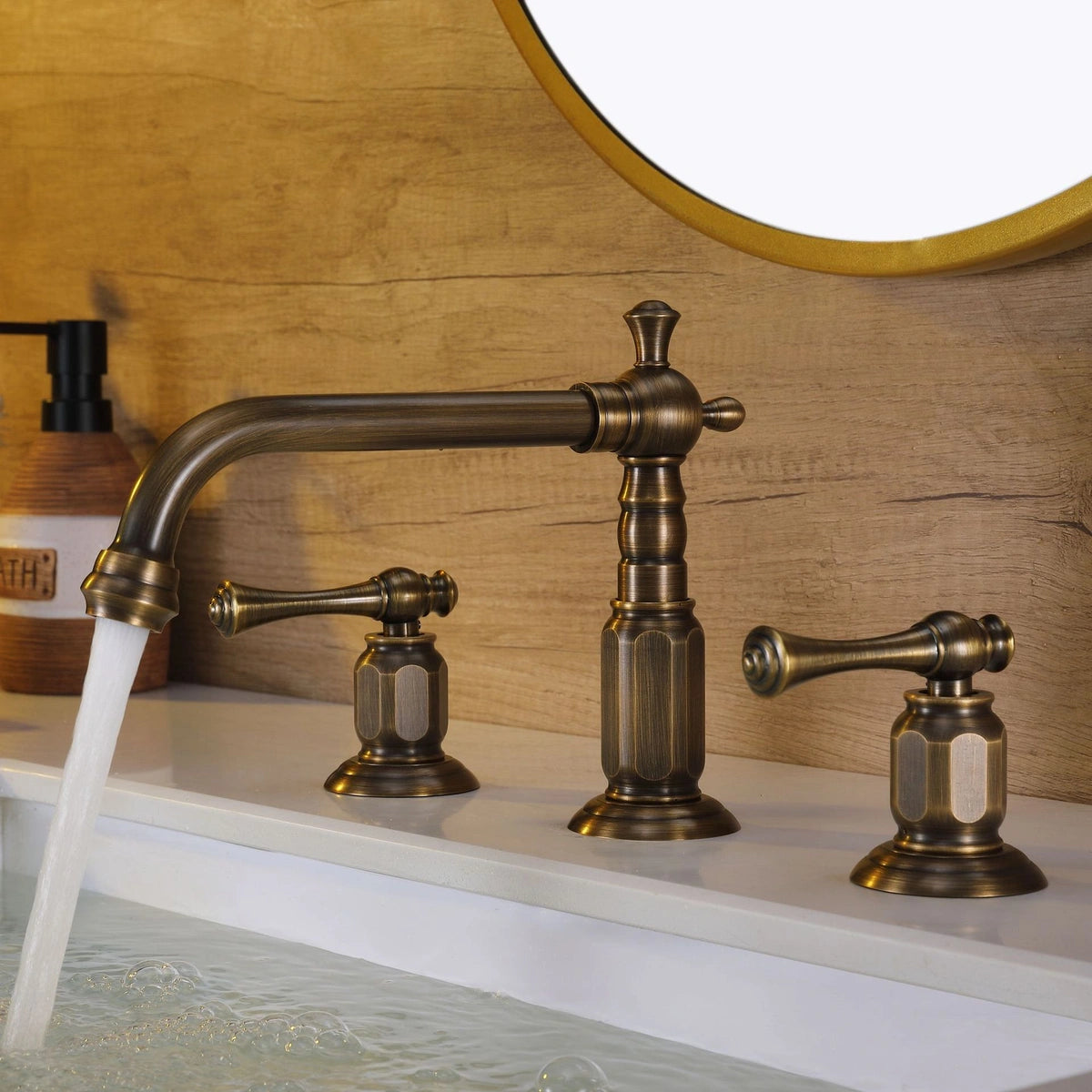 Open Restroom Cavella Vintage 3-Hole Widespread Bathroom Faucet | Comforsyco