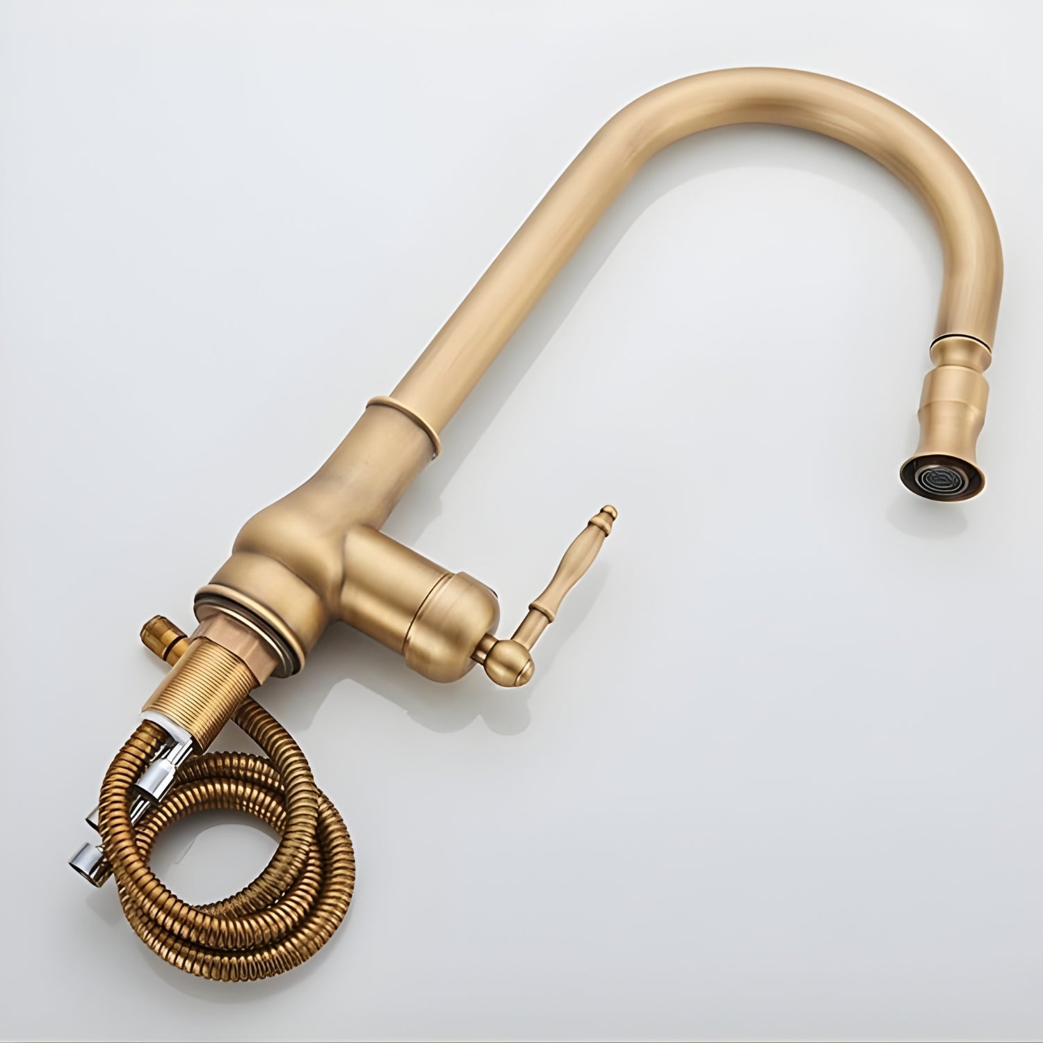 ANTIQUE BRASS WITH A REFINED KITCHEN LOOK.