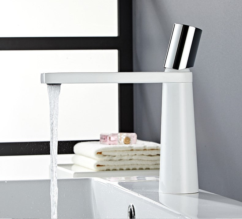 A wide stream for everyday washing