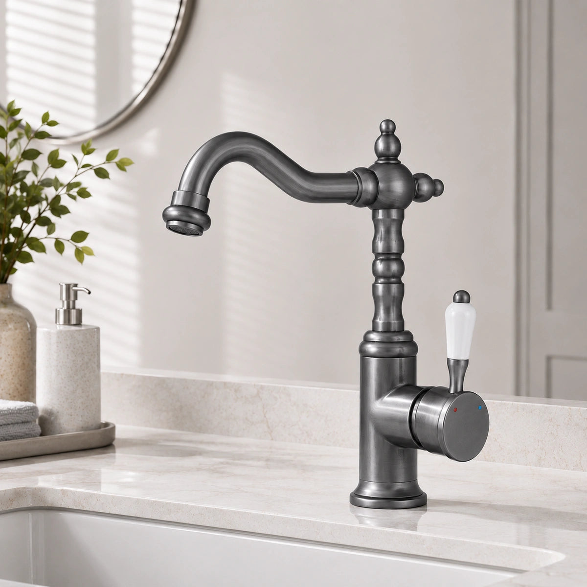 Belluno Antique Single-Handle Single-Hole Bathroom Sink Faucet