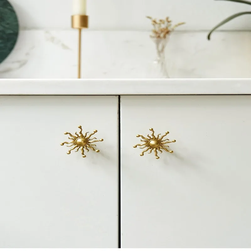 Brass Sunburst Knob for Dresser Drawers