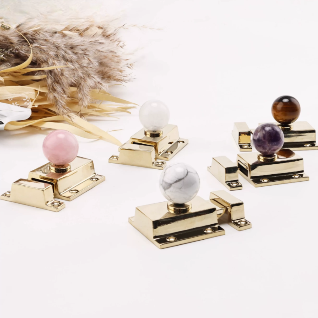 Elara Crystal Turn Cabinet Latch
