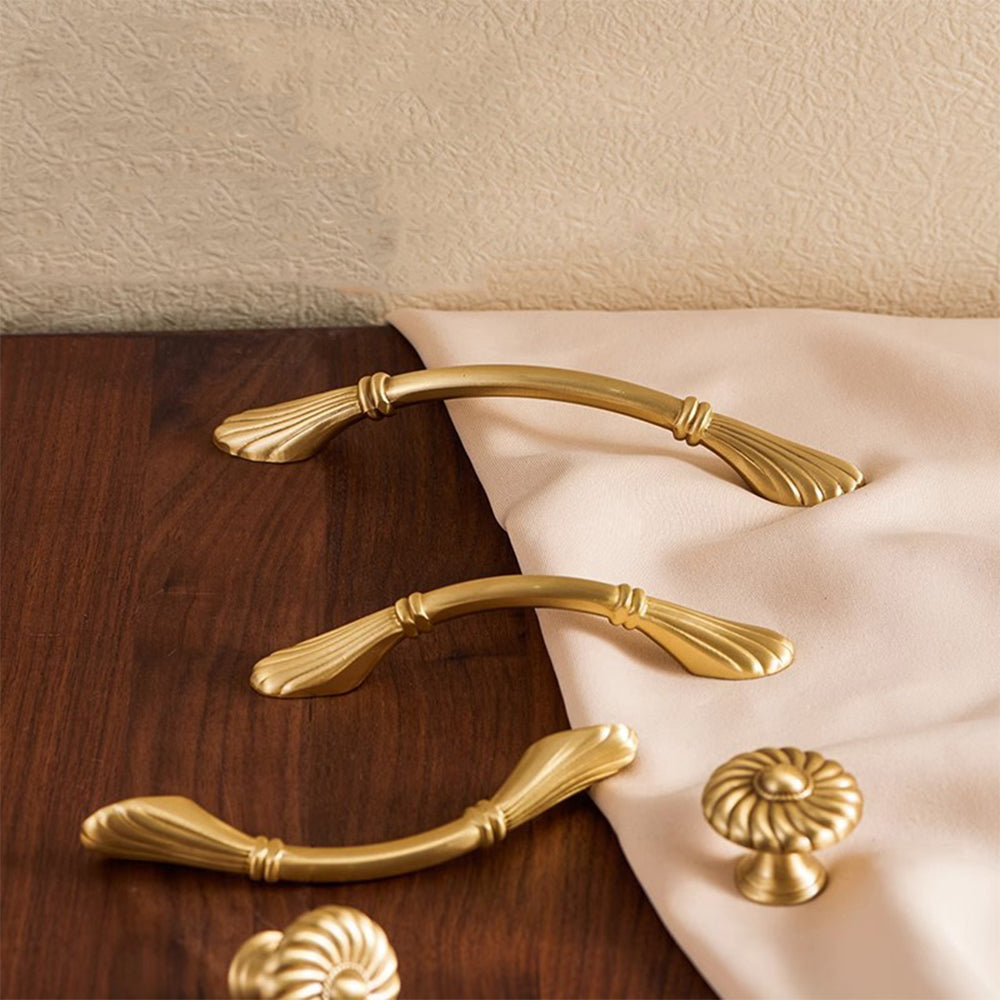 Comforsyco Brass Shell Cabinet Pulls and Round Knobs