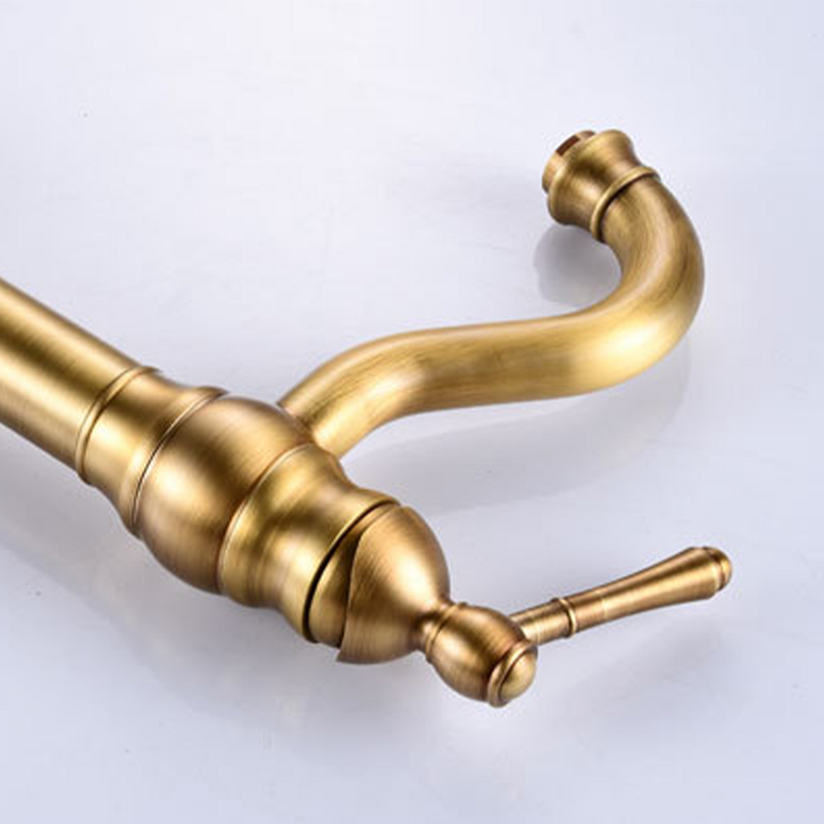Bravora Retro Single Hole Brass Bathroom Sink Faucet
