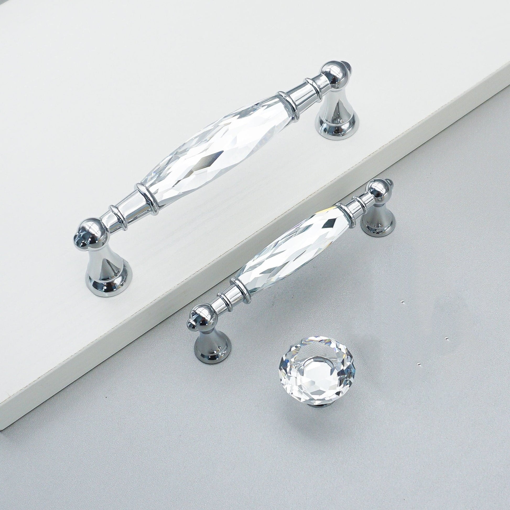 Comforsyco Faceted Crystal Drawer Pulls and Cabinet Knobs
