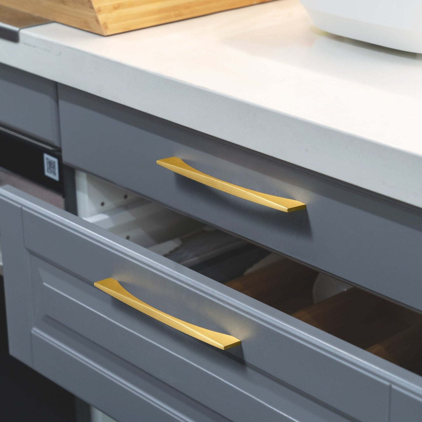 Comforsyco Gold Brass Curved Cabinet Pulls and Drawer Handles