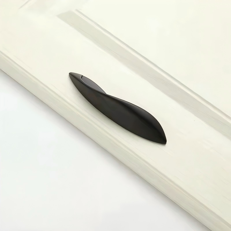 Comforsyco Leaf-Shaped Zinc Alloy Drawer Pulls and Cabinet Handles