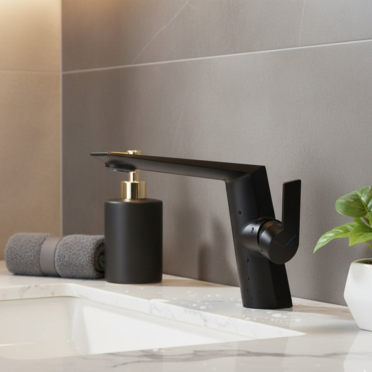 Nordelle Single Handle Bathroom Sink Faucet