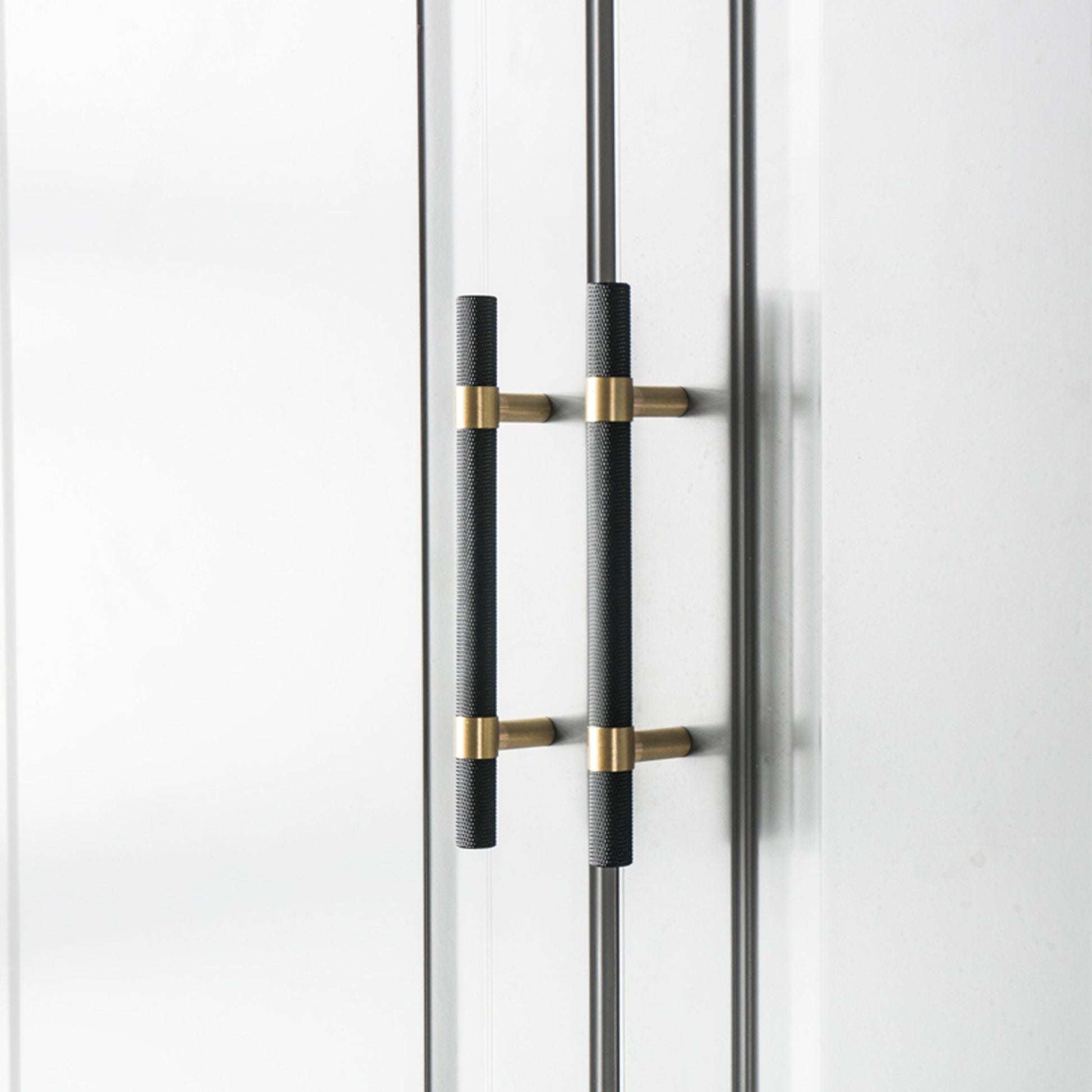 Comforsyco Nordic Black Mesh Knurled Brass Handle Simple Cabinet Wardrobe Pulls