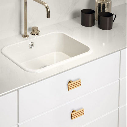 Comforsyco Ribbed Brass Cabinet Handles and Matching Knobs