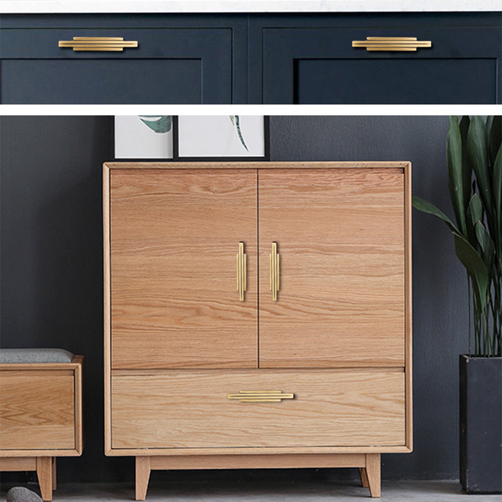 Comforsyco Ribbed Brass Cabinet Handles and Matching Knobs
