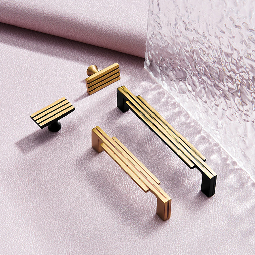 Comforsyco Ribbed Brass Cabinet Handles and Matching Knobs