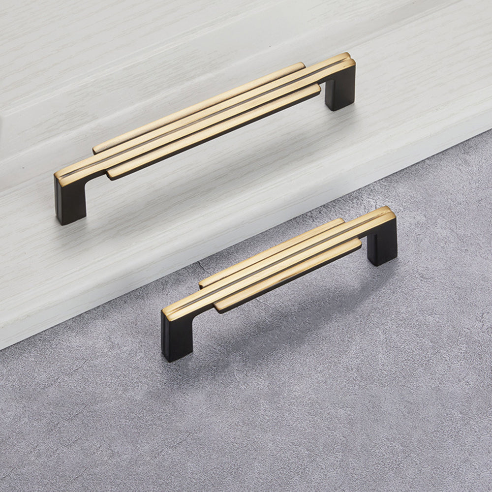 Comforsyco Ribbed Brass Cabinet Handles and Matching Knobs