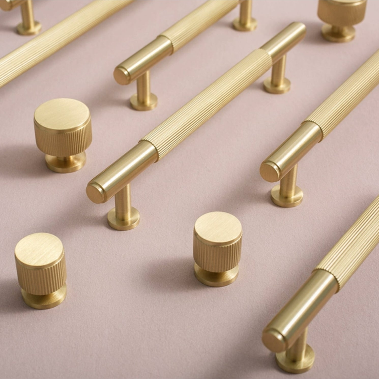 Comforsyco Ribbed Solid Brass Cabinet Pulls and Matching Knobs