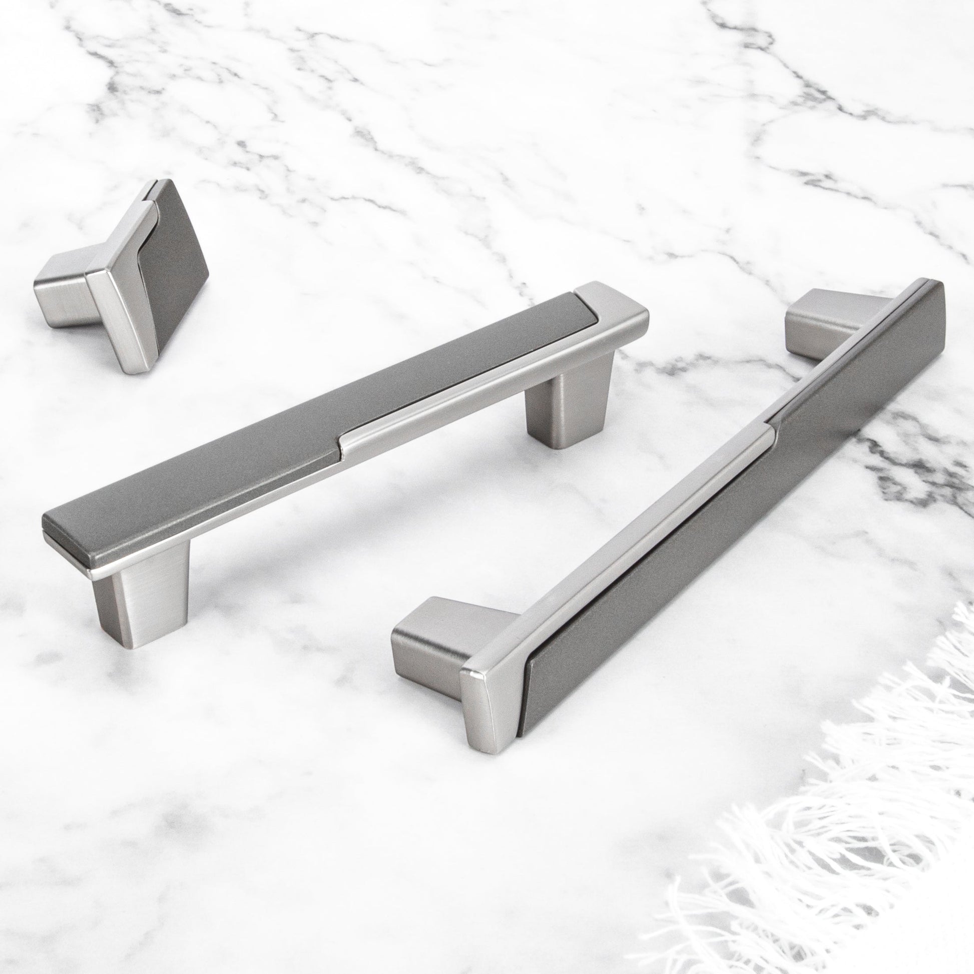 Comforsyco Two-Tone Cabinet Handles, Drawer Pulls, and Matching Knobs