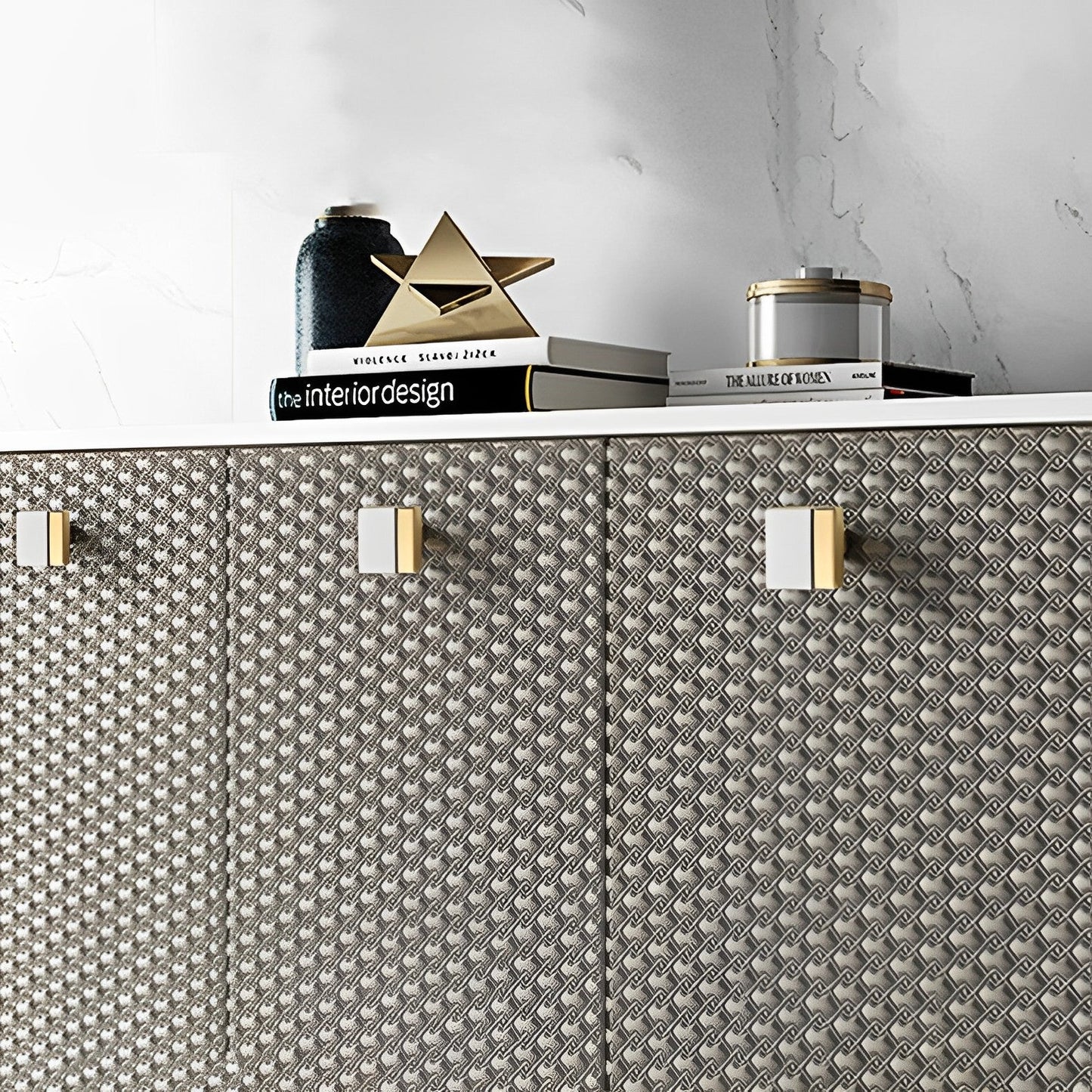 Comforsyco Two-Tone Rectangular Cabinet Pulls with Matching Square Knobs