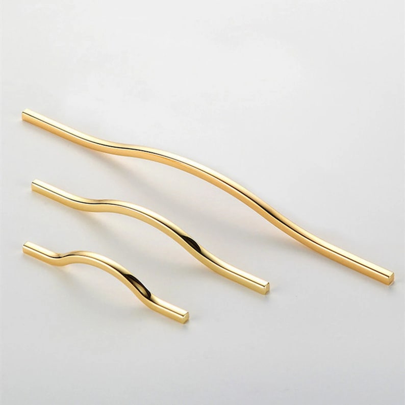 Comforsyco Zinc Alloy Curved Wave Cabinet Handles, Pulls, and Knobs