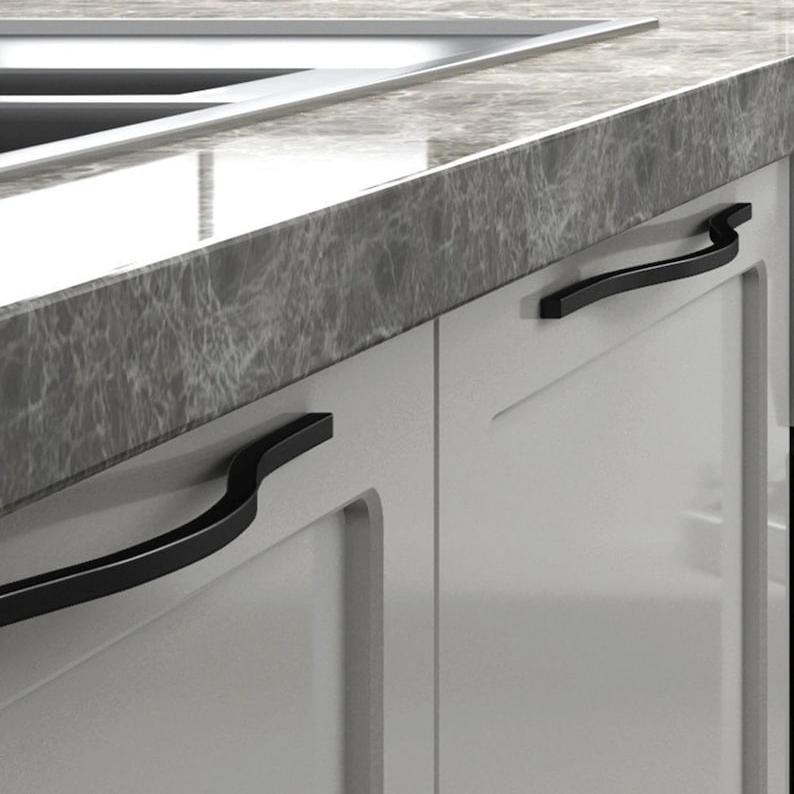 Comforsyco Zinc Alloy Curved Wave Cabinet Handles, Pulls, and Knobs