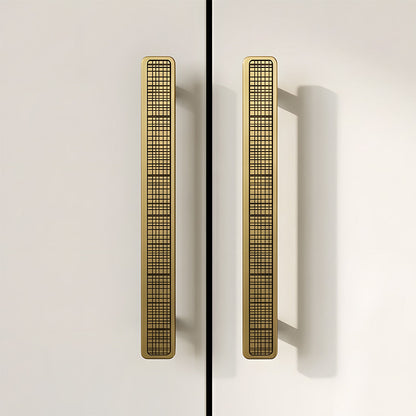 Grid-Textured Cabinet Pulls and Knobs for Kitchens