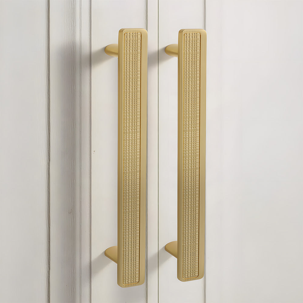 Grid-Textured Cabinet Pulls and Knobs for Kitchens