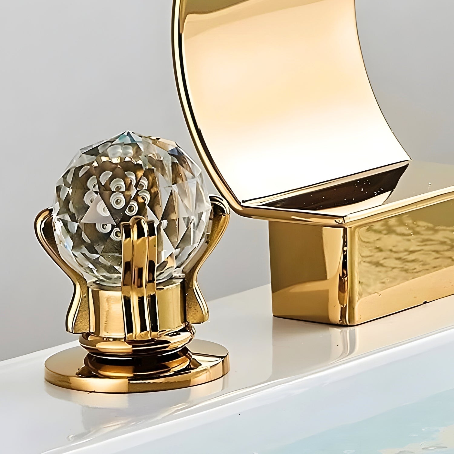 Designed for standard bathroom faucet compatibility