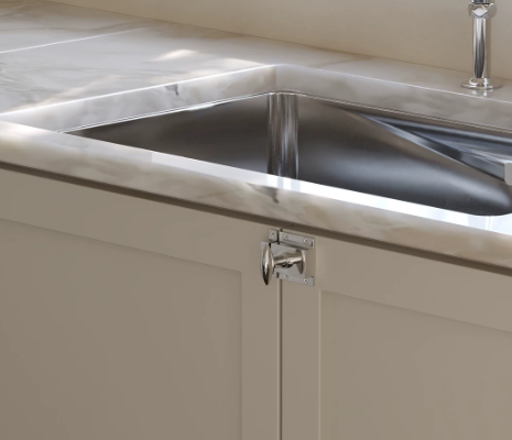 Hartwell Turn Brass Cabinet Latch