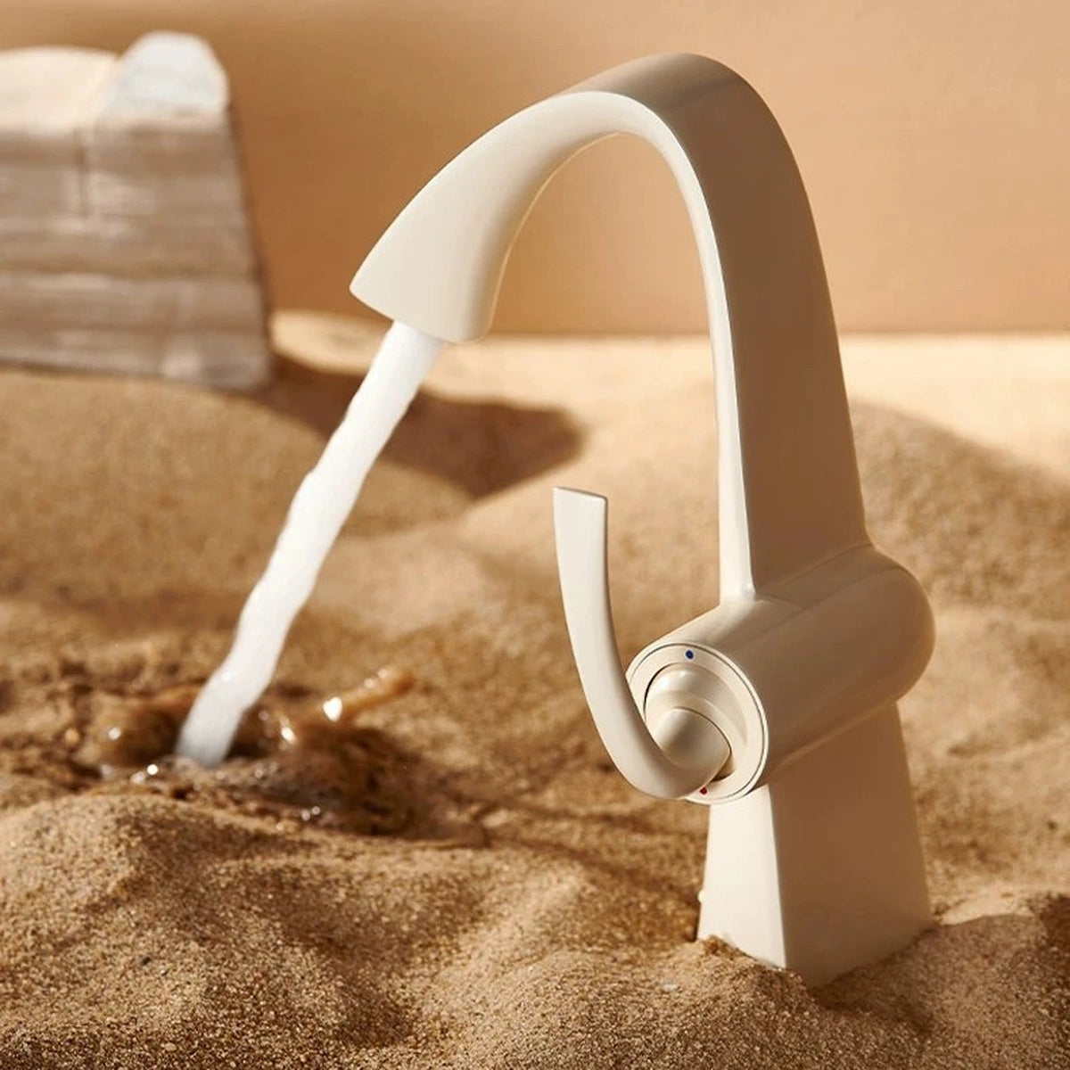 MADE FOR A CLEAN ONE-HOLE INSTALLATION