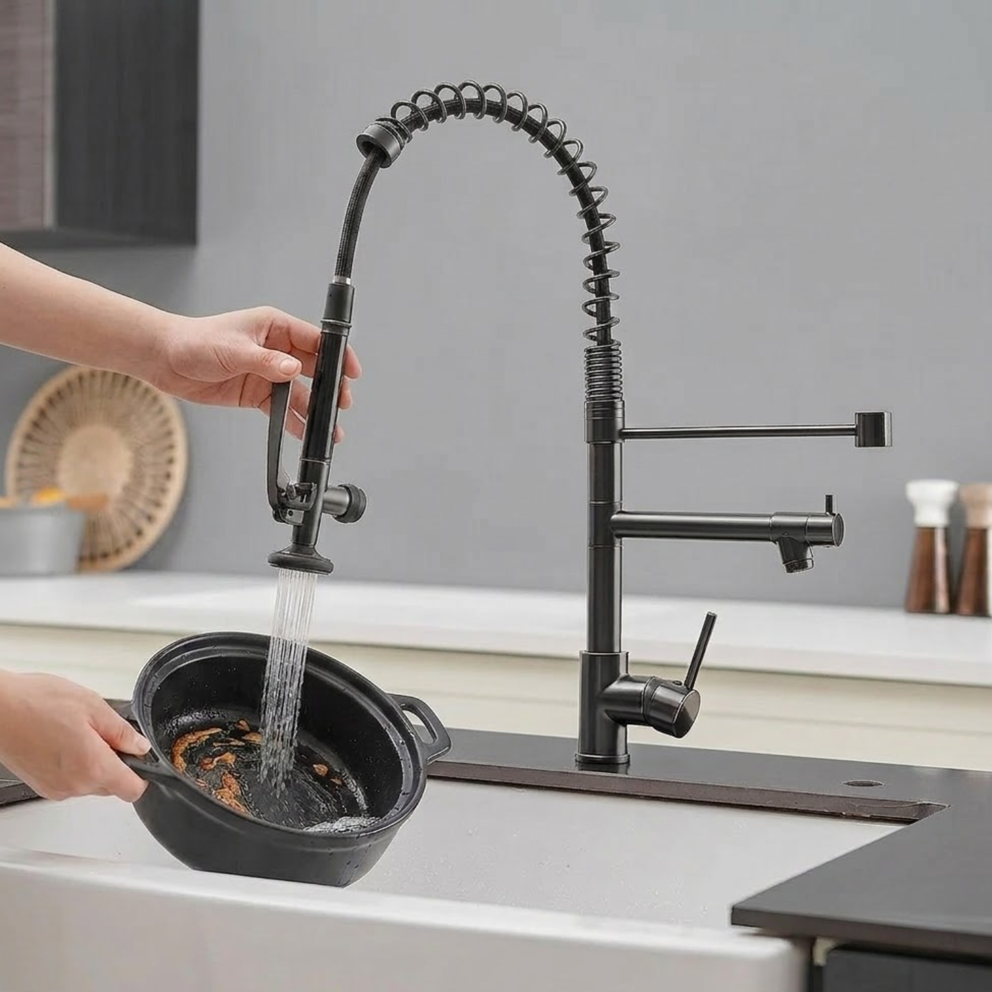 Orbit 360° Pull-Out Kitchen Faucet with Single Handle