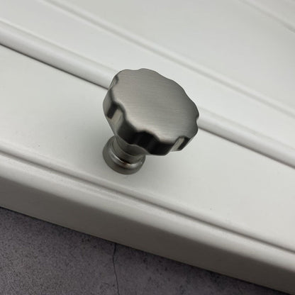 Modern T-Bar Gold Cabinet Pulls