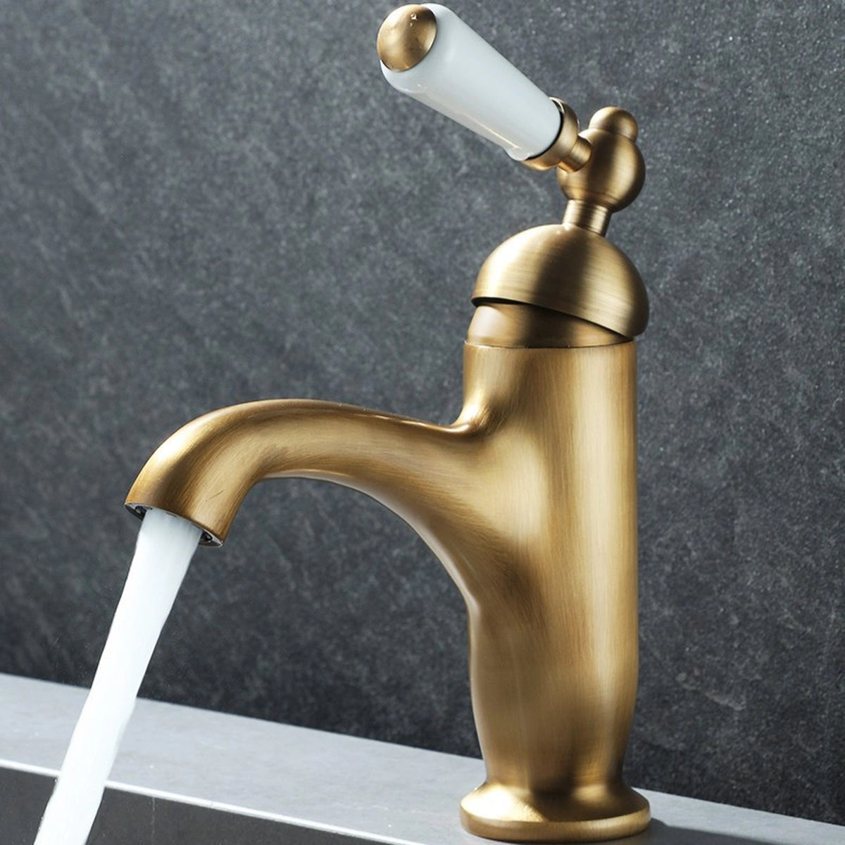 Solenne French Vintage Single-Handle Single-Hole Bathroom Sink Faucet