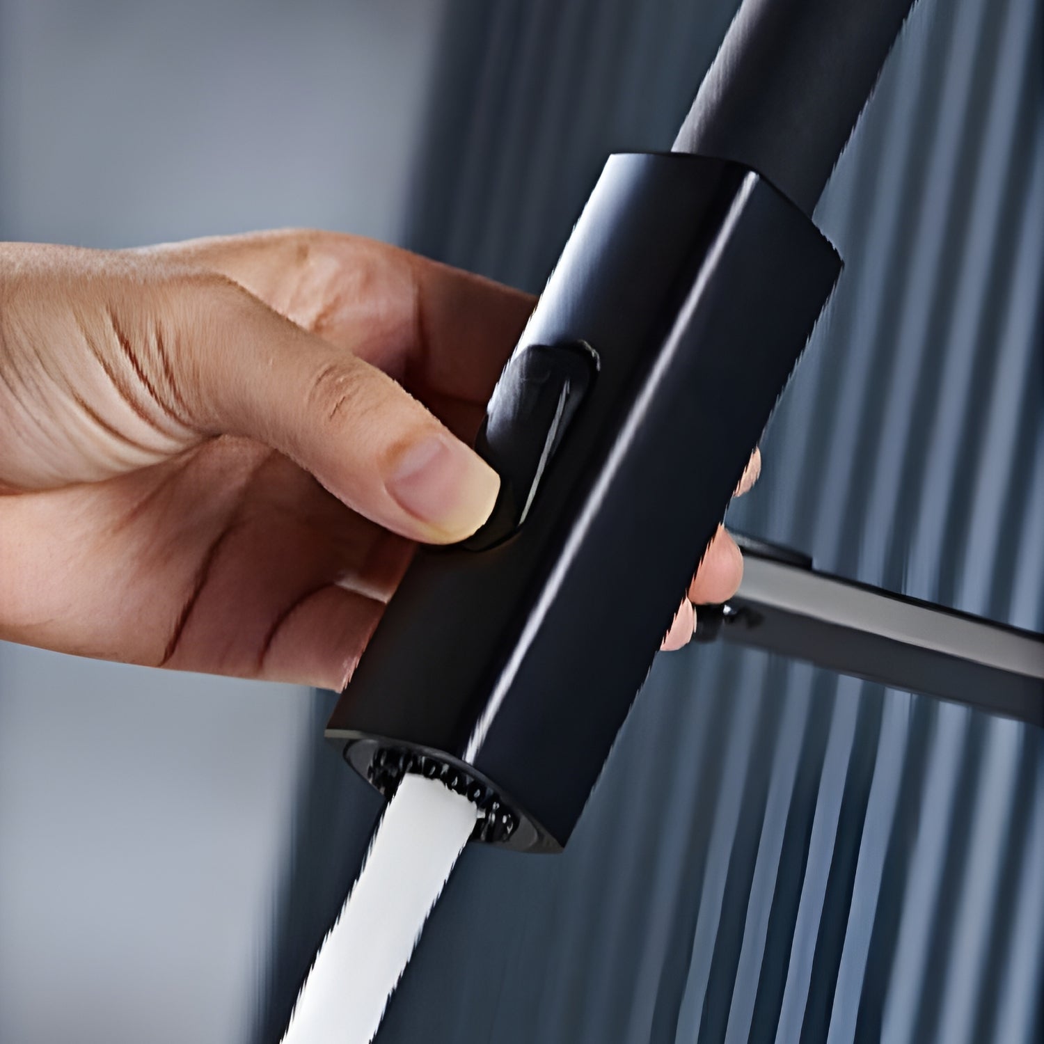 THE FLEXIBLE HIGH-ARC FAUCET