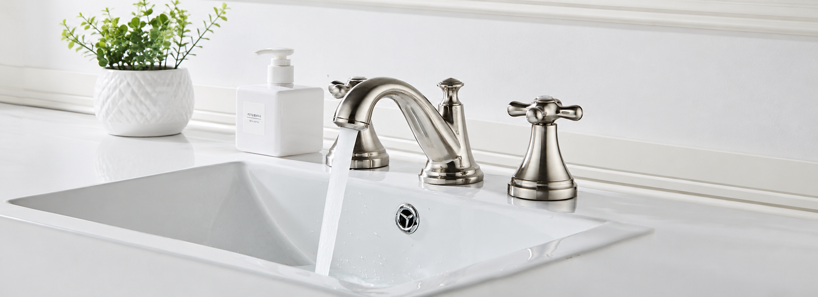 Two Handle Bathroom Faucets
