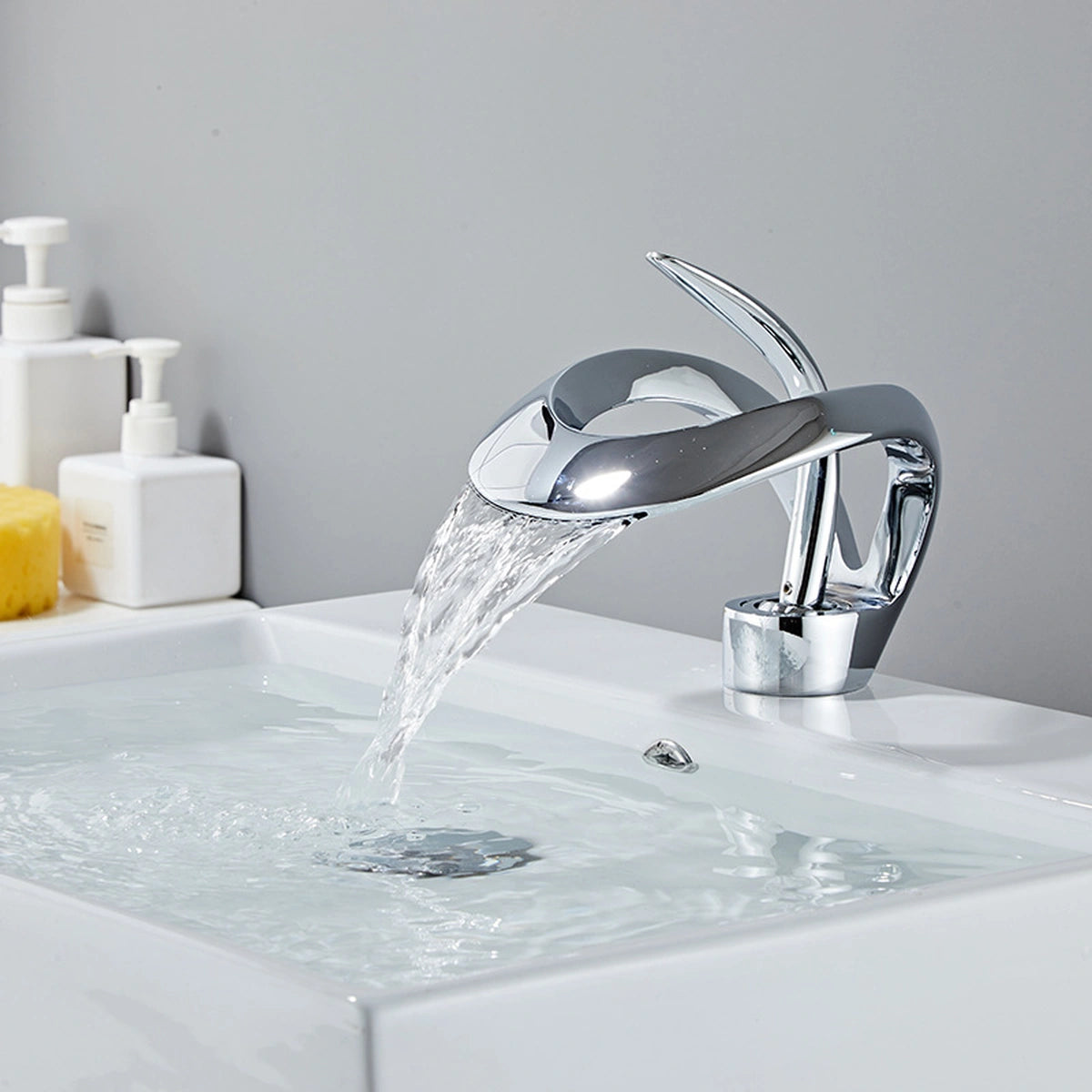Veyra Modern Single-Hole Waterfall Bathroom Sink Faucet