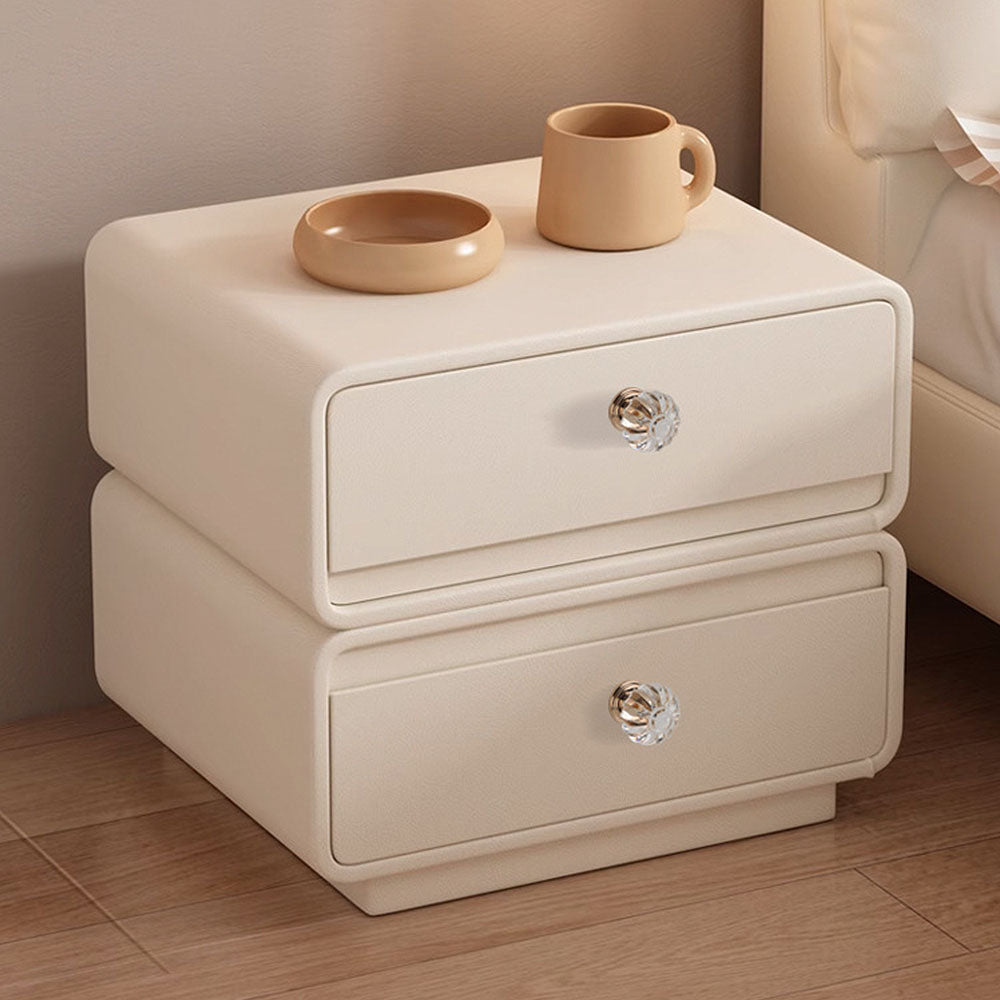 Fluted Acrylic Cabinet Knobs for Dressers and Nightstands