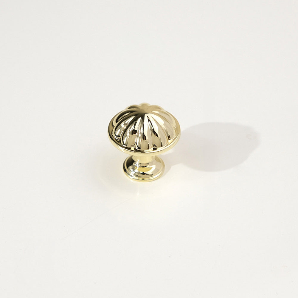 Decorative Finial Cabinet Pulls and Fluted Knobs