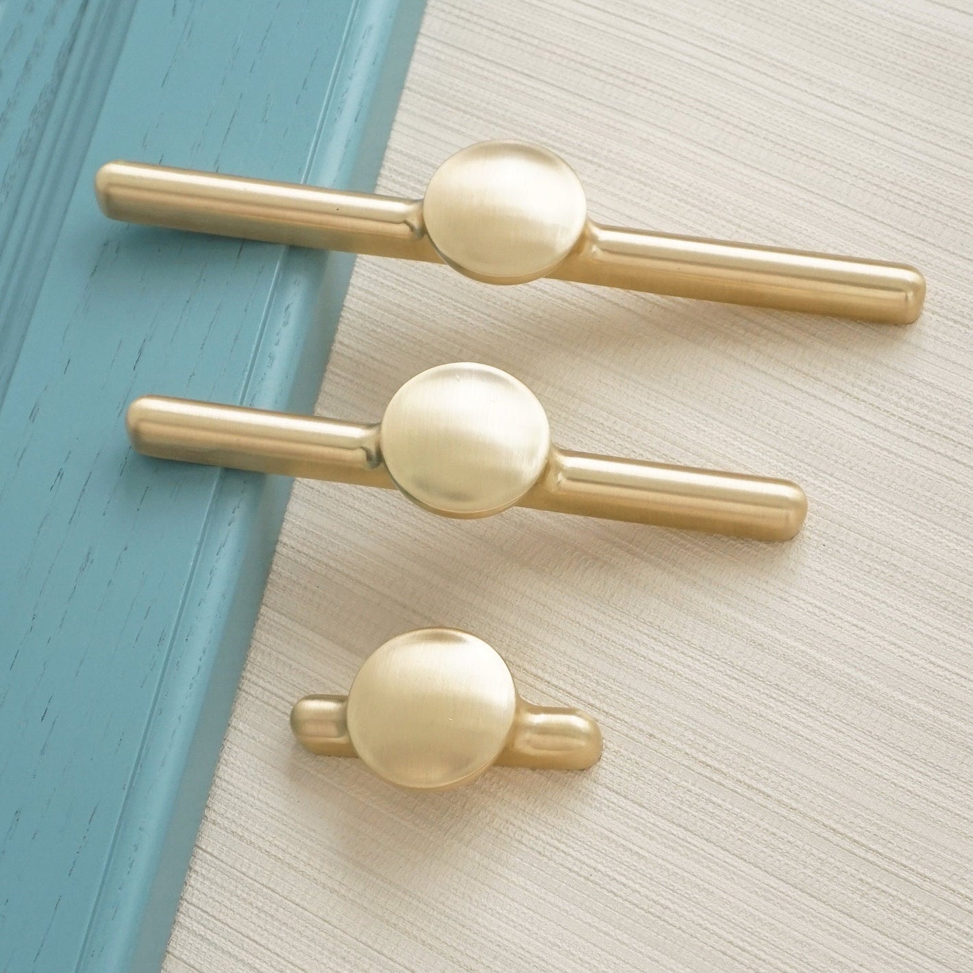 Brushed Brass Cabinet Pulls and Knobs, Zinc Alloy